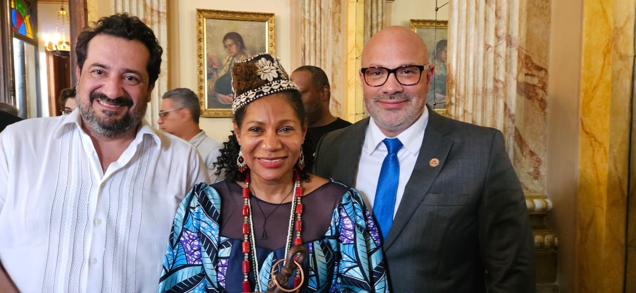 Corpo Consular de Minas Gerais Participa de Recepção Oficial à Rainha Diambi Kabatusuila da República Democrática do Congo